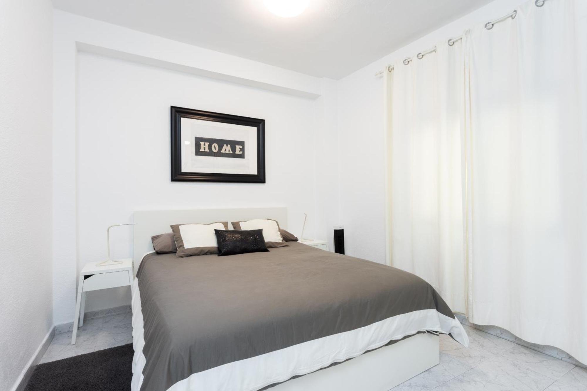 Home2Book Cozy Apt La Marina, Santa Cruz Center Buitenkant foto